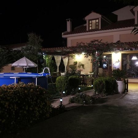 Rafina Great Feeling Villa Esterno foto