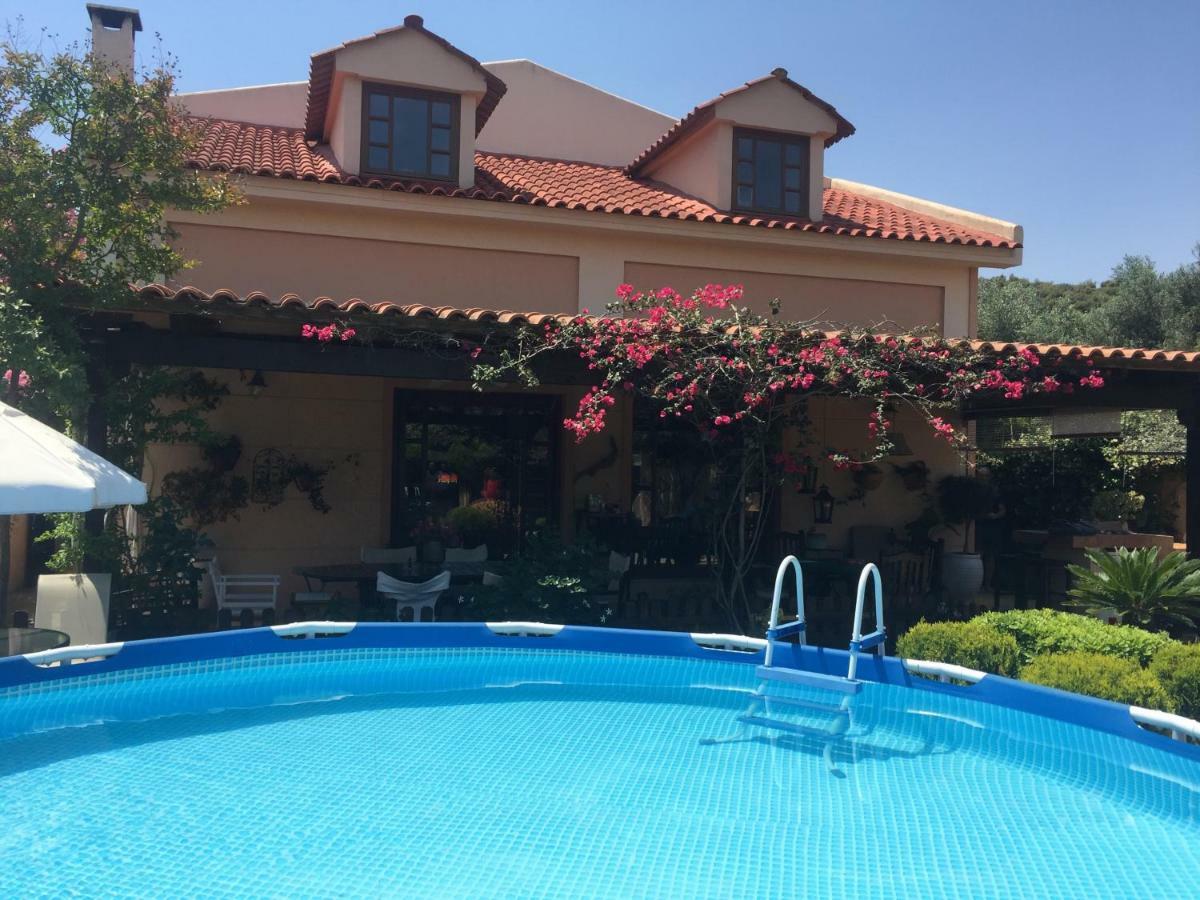 Rafina Great Feeling Villa Esterno foto