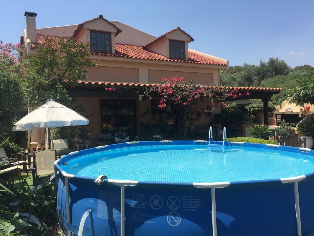 Rafina Great Feeling Villa Esterno foto